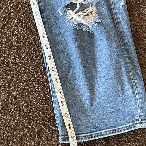 American Eagle- Women’s Slim Straight High Rise Very Distressed Jeans, 14S - Picture 8 of 10